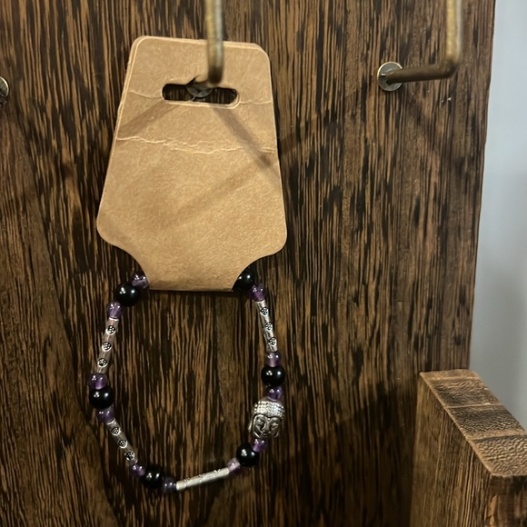 A+++ Graded Amethyst, Black Onyx and .925 Tibetan Silver Bracelet - Picture 3 of 4